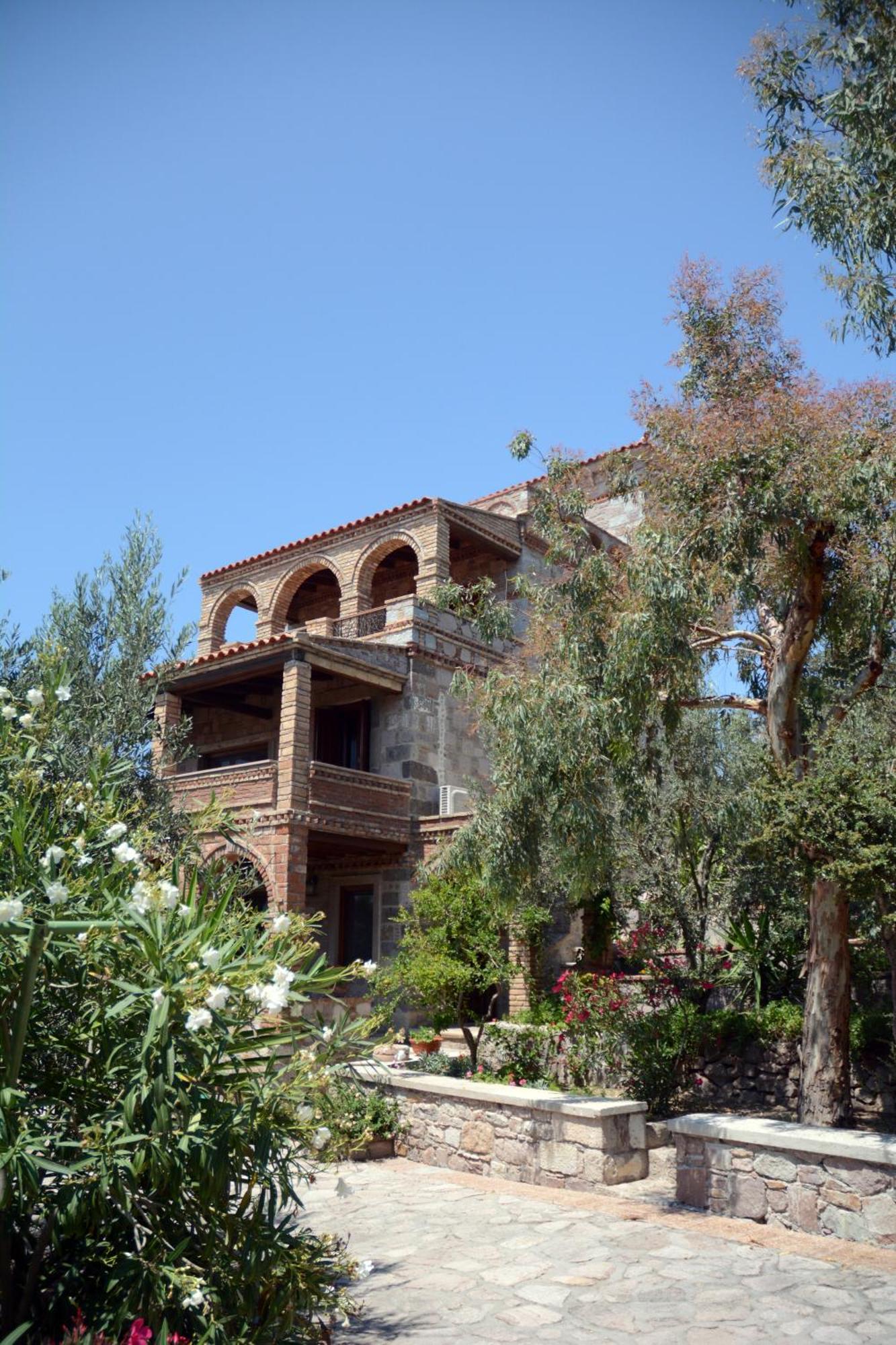 Lesvos Tower House Komninos Sígrion Eksteriør bilde