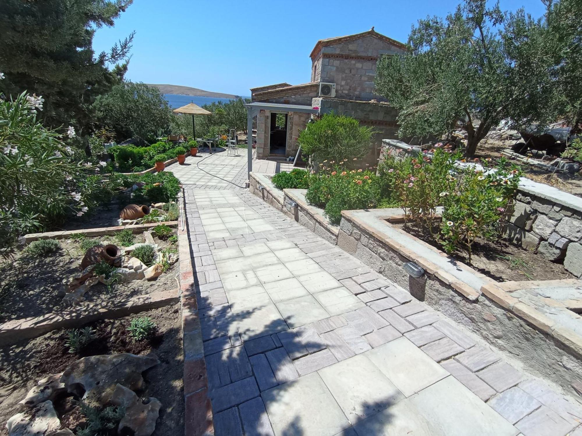 Lesvos Tower House Komninos Sígrion Eksteriør bilde