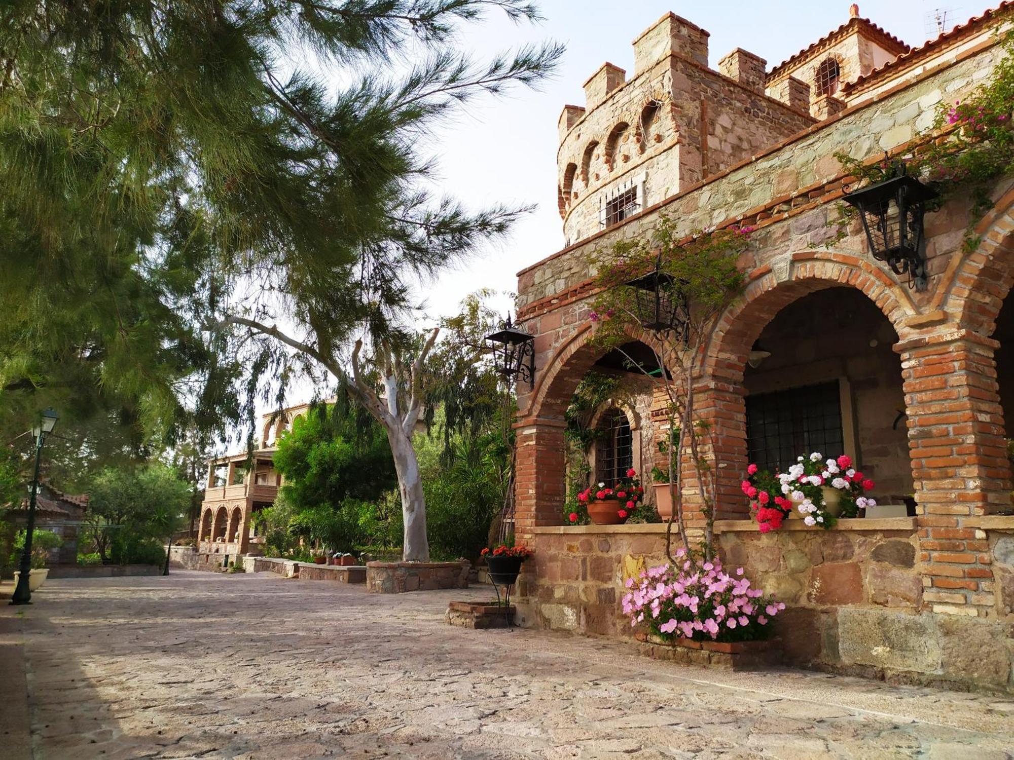 Lesvos Tower House Komninos Sígrion Eksteriør bilde