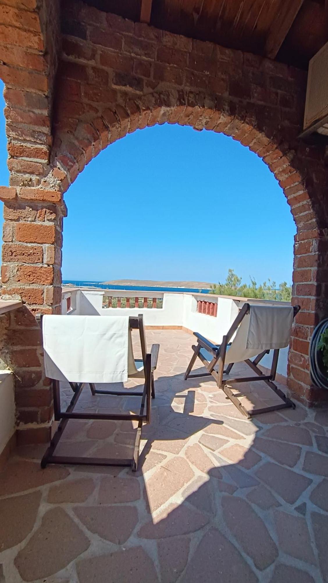 Lesvos Tower House Komninos Sígrion Eksteriør bilde