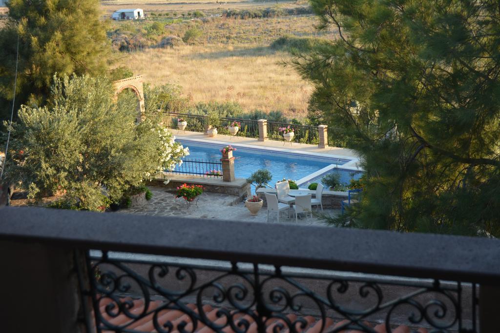 Lesvos Tower House Komninos Sígrion Eksteriør bilde