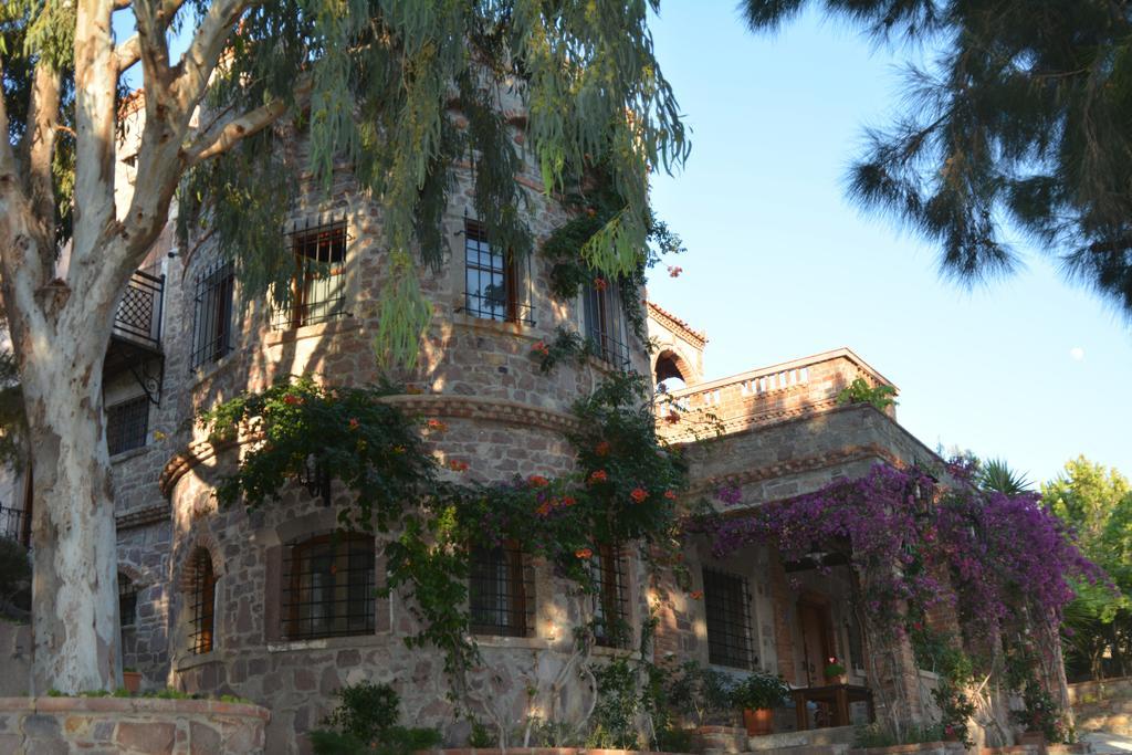 Lesvos Tower House Komninos Sígrion Eksteriør bilde